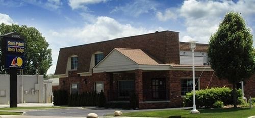 Shore Pointe Motor Lodge Of St Clair Shores Розвилл Экстерьер фото